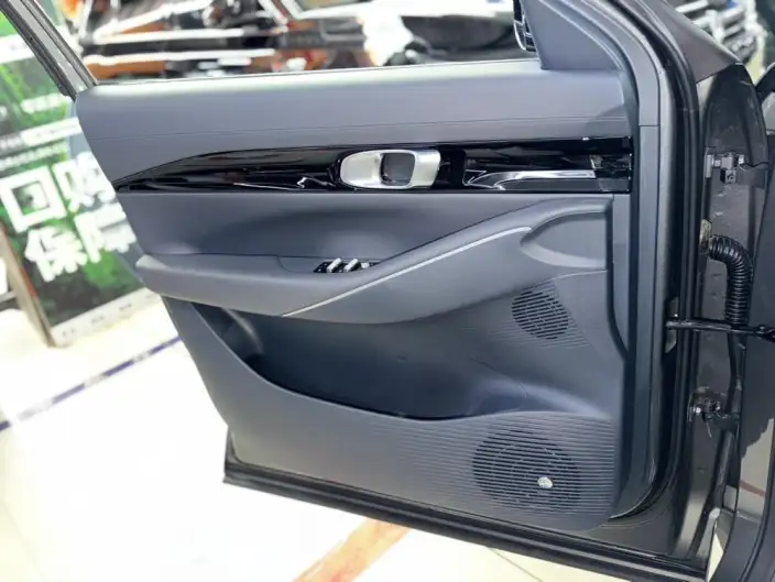 Geely Galaxy E5 2026 Model 610km Tiggo + Edition – фото 9