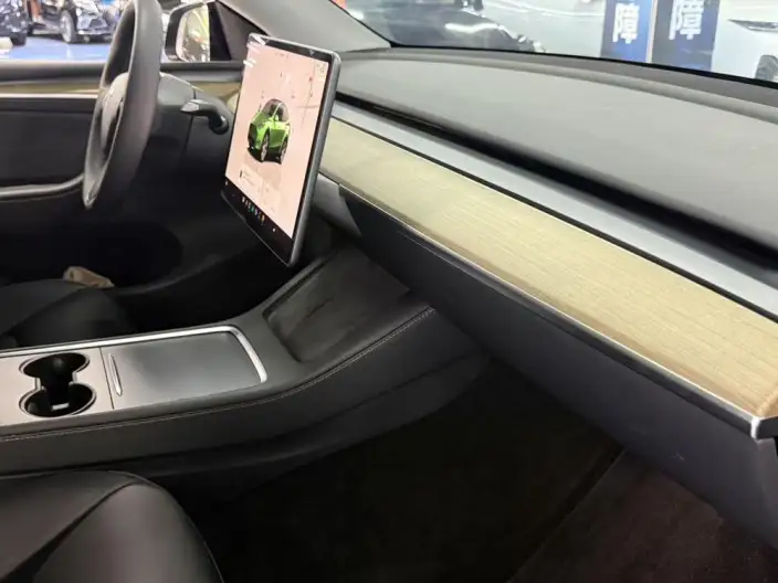 Model Y 2022 Model Facelift Rear-wheel drive version – фото 6