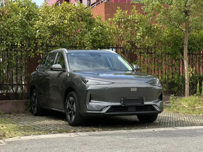 Geely Galaxy E5 2026 Model 610km Tiggo + Edition