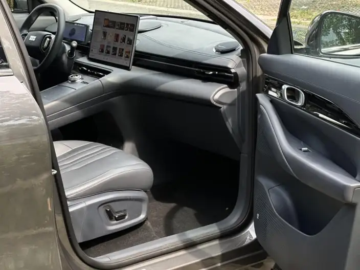 Geely Galaxy E5 2026 Model 610km Tiggo + Edition – фото 8