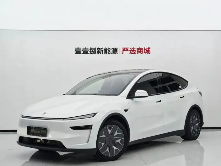 Model Y L 2026 Model Standard Edition