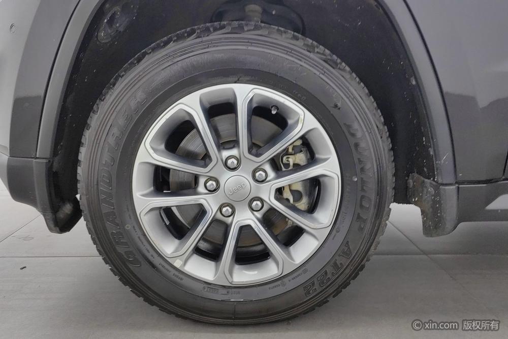 JEEP Grand Cherokee Imported 2015 модификация 3.0TD дизель 舒 Xiang Навигация Edition – фото 8