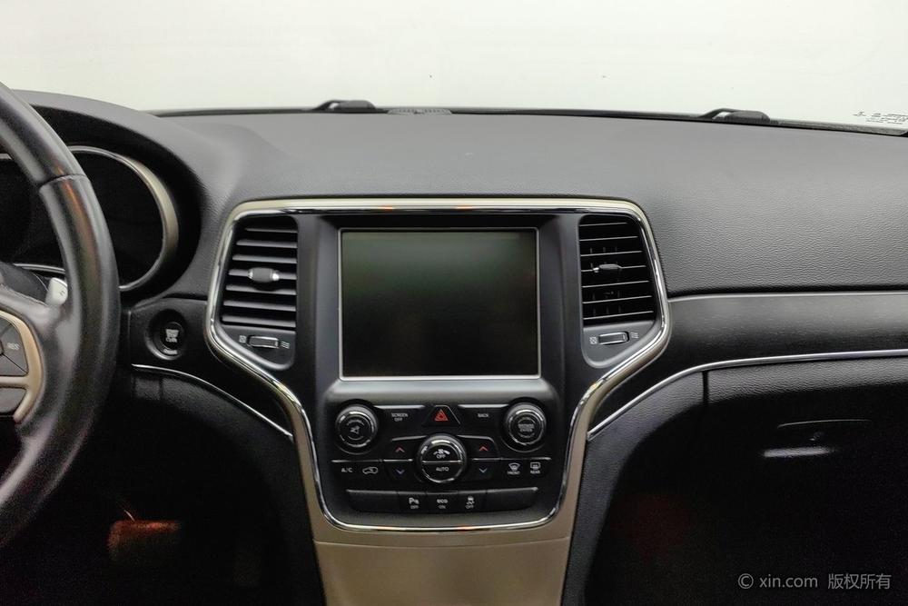 JEEP Grand Cherokee Imported 2015 модификация 3.0TD дизель 舒 Xiang Навигация Edition – фото 11