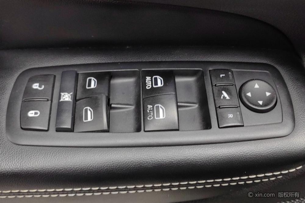 JEEP Grand Cherokee Imported 2015 модификация 3.0TD дизель 舒 Xiang Навигация Edition – фото 23
