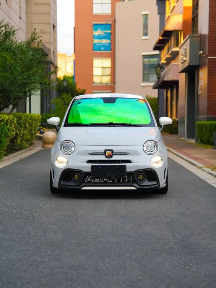 Abarth 695 2023 Model 1.4T Automatic 4WD 4 seat Parallel Imported – фото 2