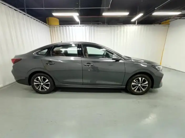 Changan Eado 2023 Model PLUS Changxiang Edition Blue whale NE 1.4T GDI DCT Noble Model – фото 8