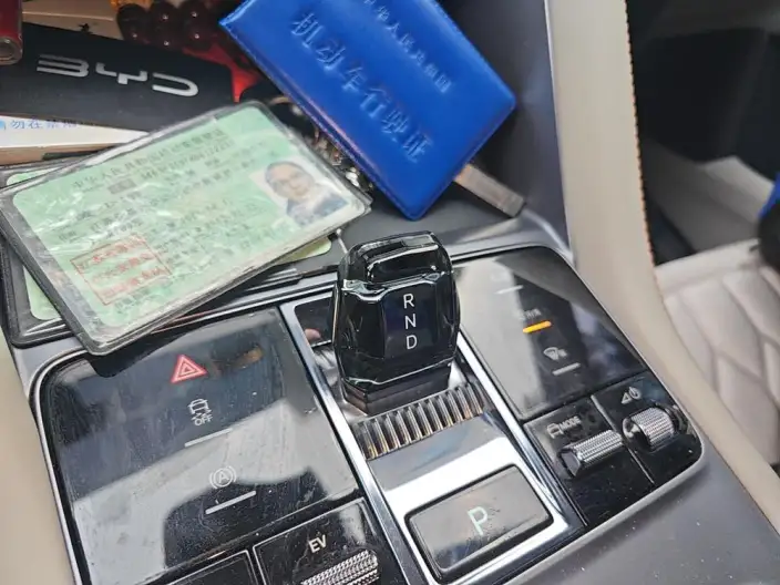 BYD Song PLUS DM 2024 Model DM-i Honor Edition 110KM Flagship Model – фото 9