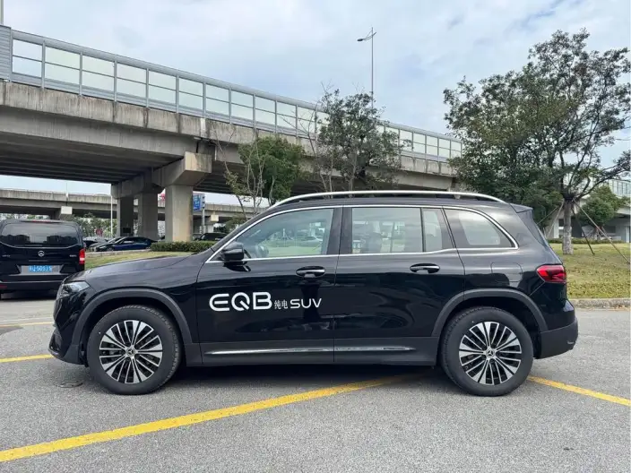 Mercedes-Benz EQB 2025 Model EQB 260