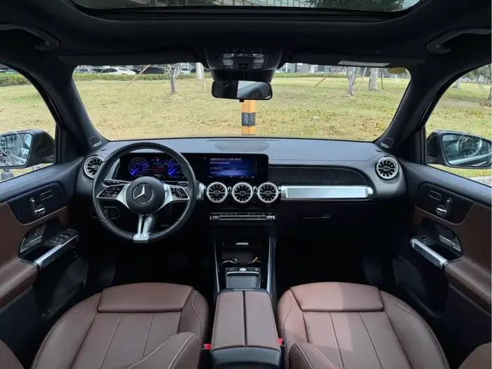 Mercedes-Benz EQB 2025 Model EQB 260 – фото 9
