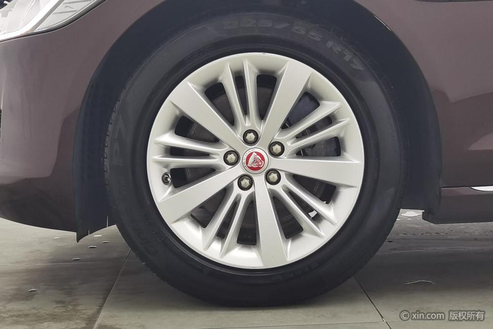 Jaguar XFL 2017 XFL 2.0T 240PS Luxury – фото 8