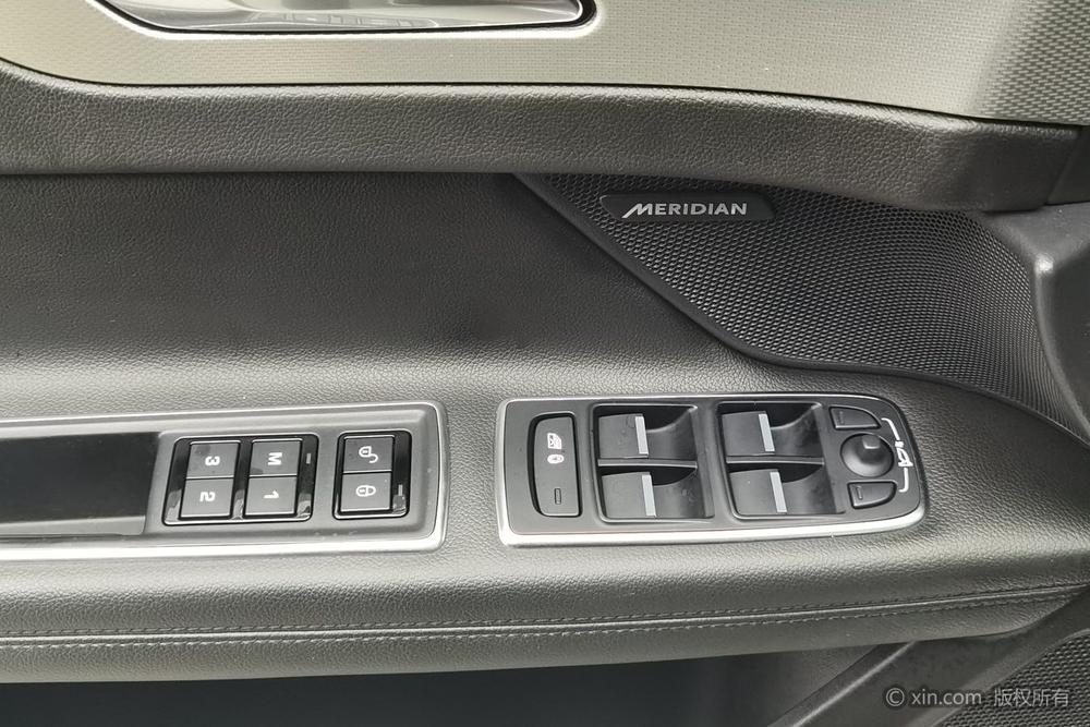 Jaguar XFL 2017 XFL 2.0T 240PS Luxury – фото 23