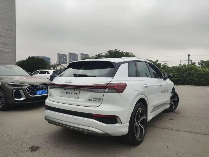 Audi Q4 e-tron 2024 Model 40 e-tron Genesis Edition – фото 6