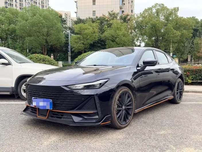 Changan UNI-V 2023 Model 1.5T Sports Edition