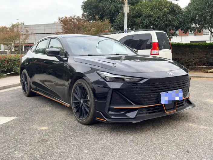 Changan UNI-V 2023 Model 1.5T Sports Edition