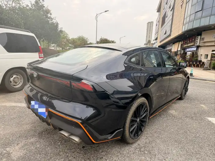 Changan UNI-V 2023 Model 1.5T Sports Edition – фото 6