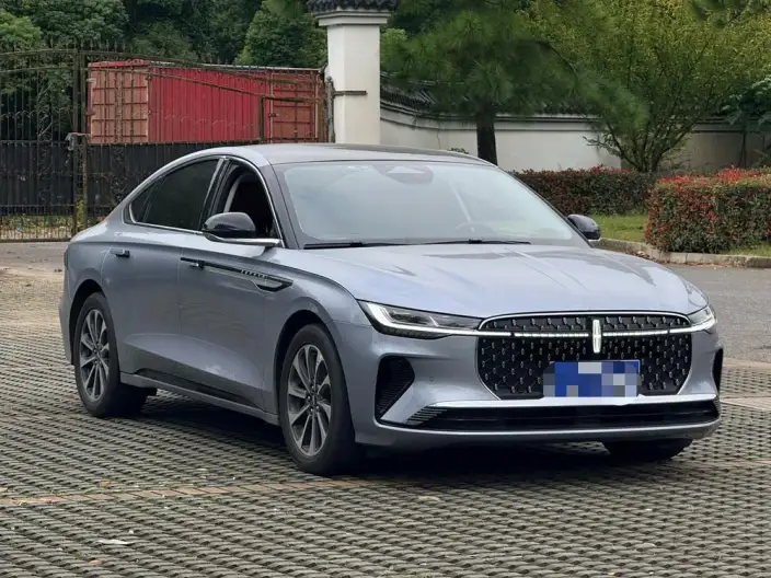 Lincoln Z 2022 Model i Xiang Zun Shang Edition – фото 3