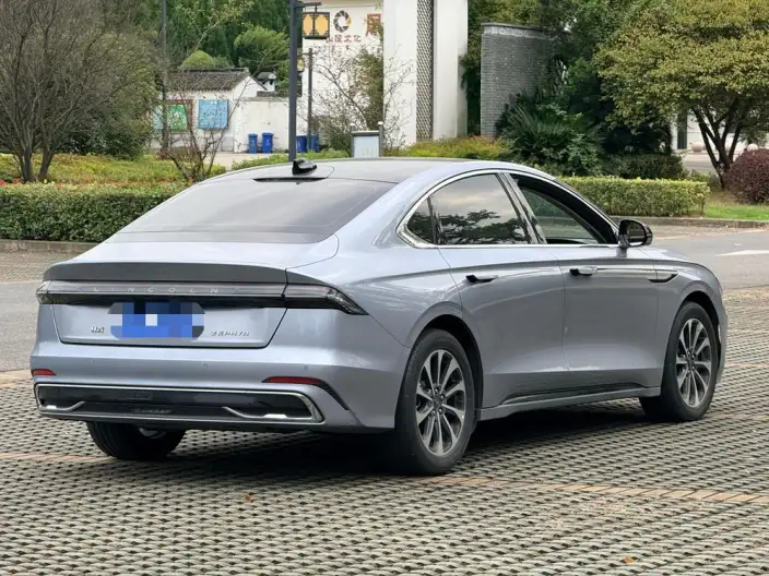 Lincoln Z 2022 Model i Xiang Zun Shang Edition – фото 7