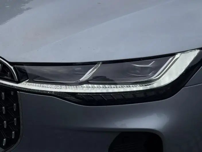 Lincoln Z 2022 Model i Xiang Zun Shang Edition – фото 8