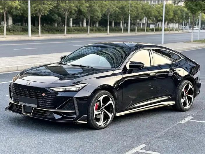 Changan UNI-V 2022 Model 1.5T Sports Edition