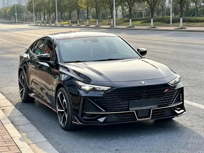 Changan UNI-V 2022 Model 1.5T Sports Edition