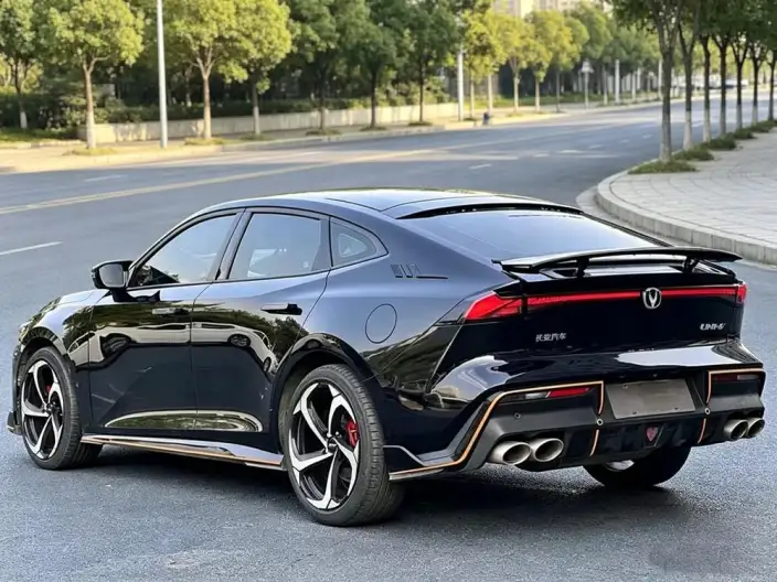 Changan UNI-V 2022 Model 1.5T Sports Edition