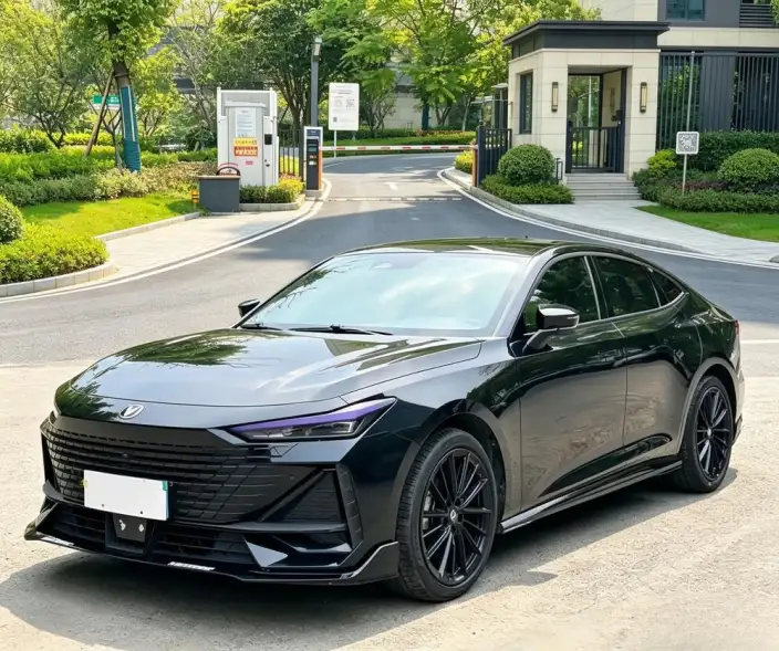 Changan UNI-V 2022 Model 1.5T Sports Edition