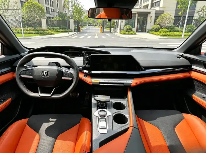 Changan UNI-V 2022 Model 1.5T Sports Edition – фото 9