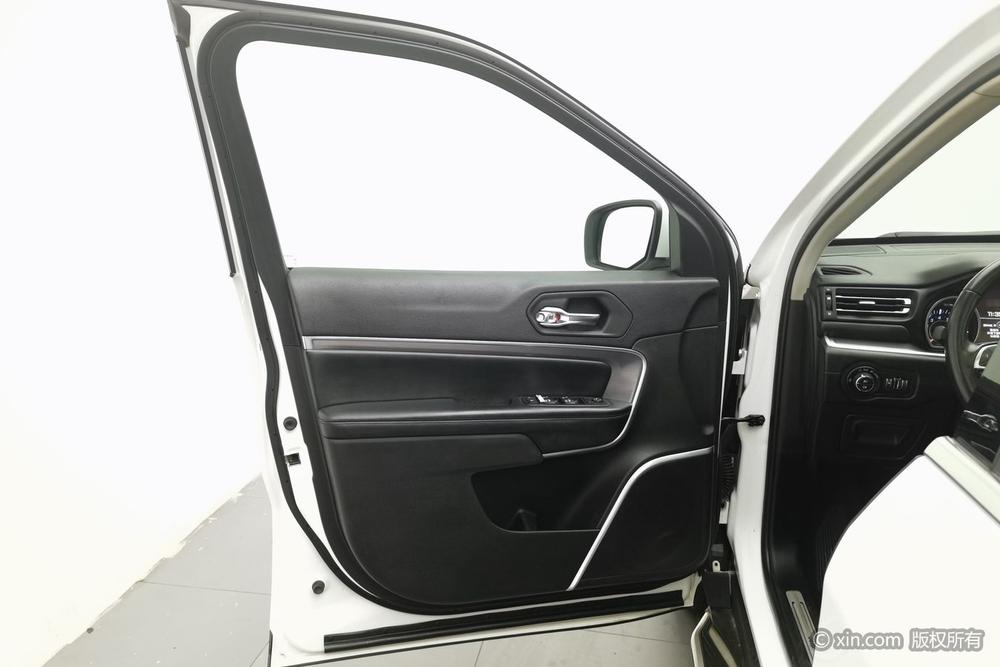 Commander Модель 2018 года 2.0T 4WD Premium National V – фото 22