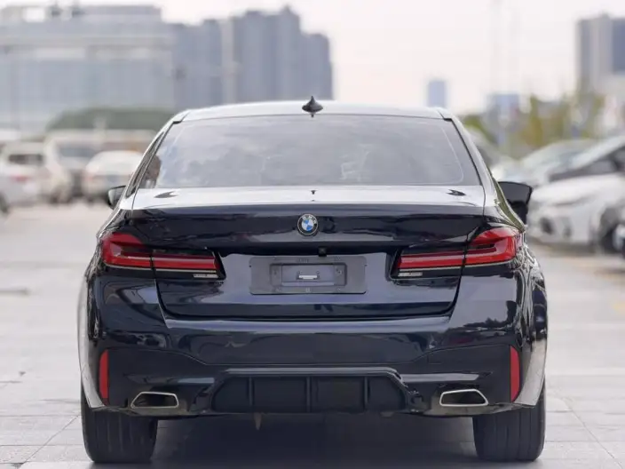 BMW 5 Series 2022 Model 530Li Leading Model M Sports Set – фото 5