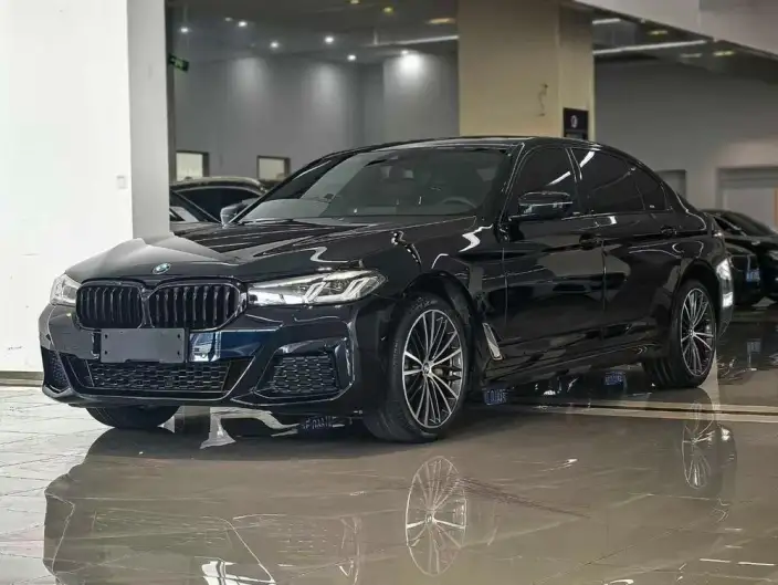 BMW 5 Series 2022 Model 530Li Leading Model M Sports Set – фото 1