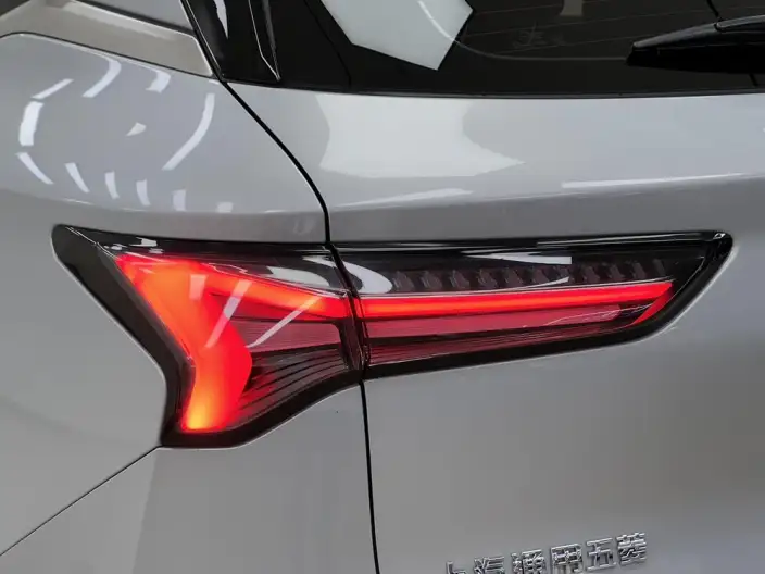 **Wuling Xingguang S** PHEV 2024 Model 130km Flagship Model – фото 10