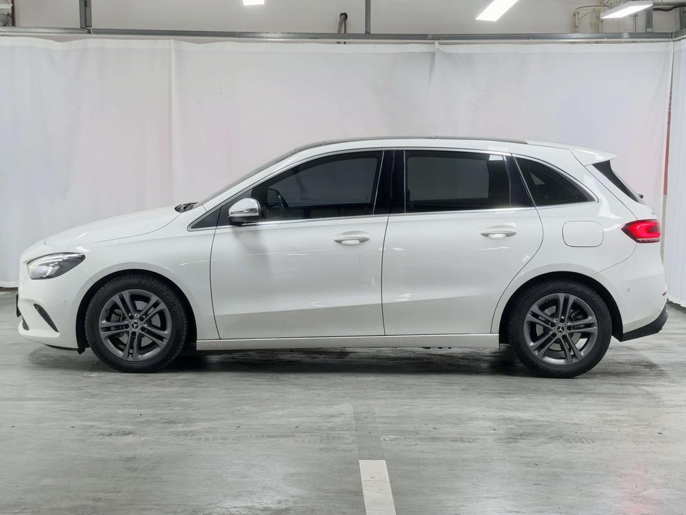 Mercedes-Benz B-Class Модель 2020 года B 200 Dynamic