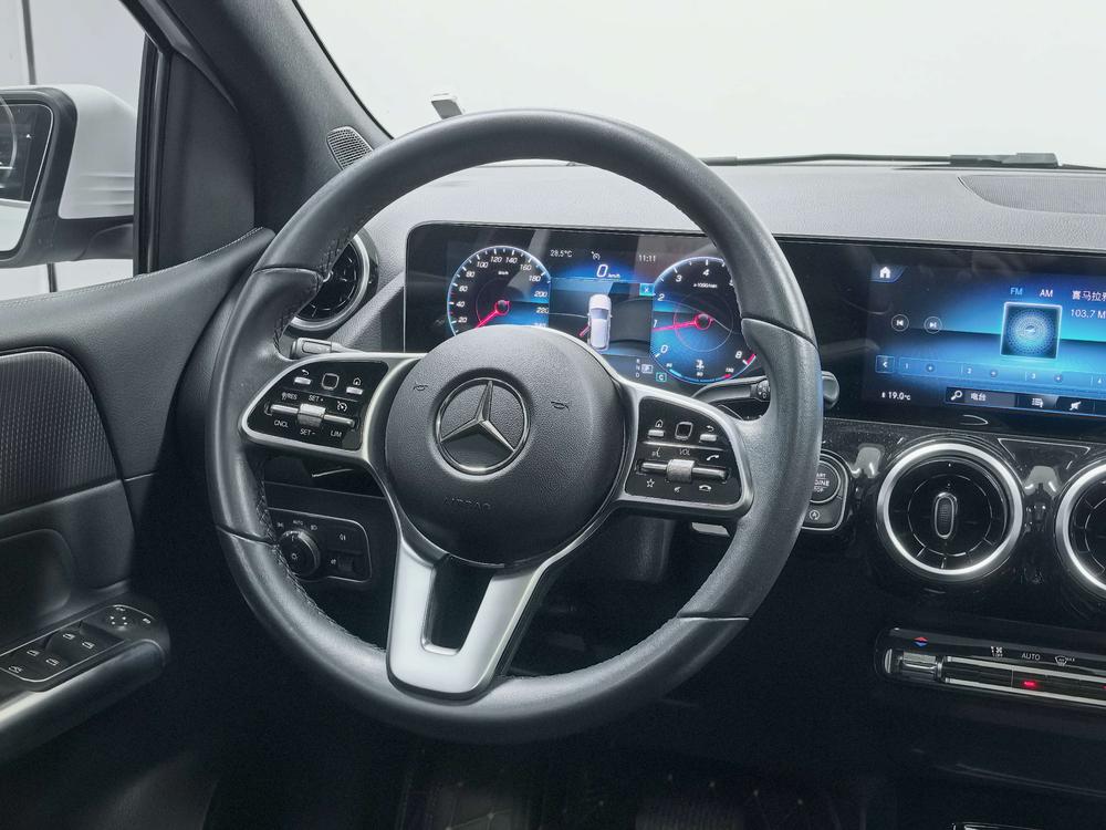Mercedes-Benz B-Class Модель 2020 года B 200 Dynamic – фото 16
