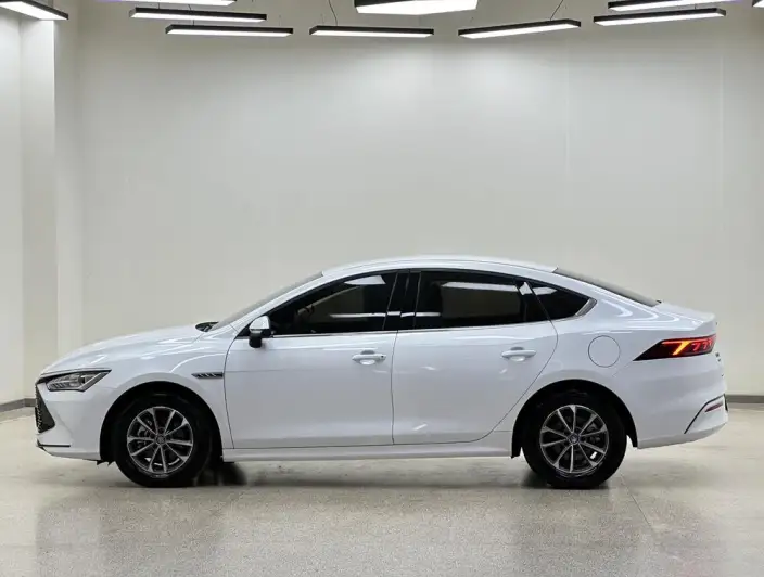 BYD Qin PLUS DM 2024 Model Honor Edition DM-i 55KM Leading Model