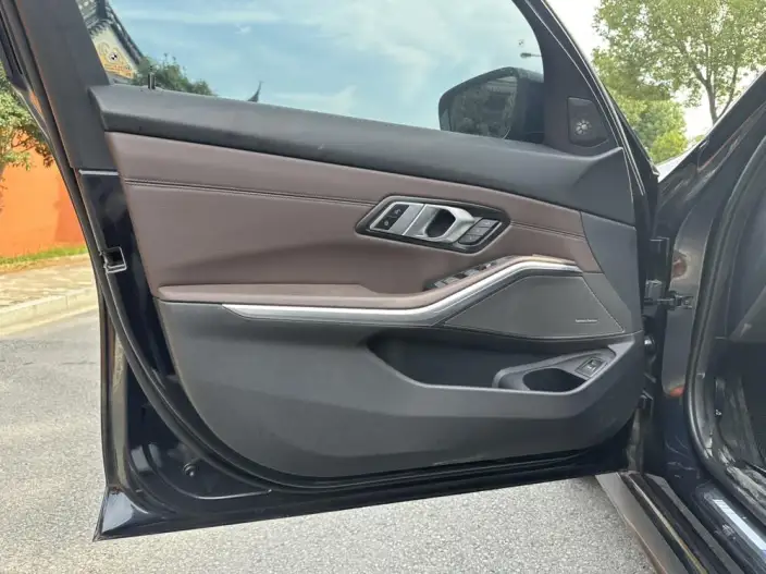 BMW 3 Series 2023 Model 325Li M Sports Night Set – фото 8