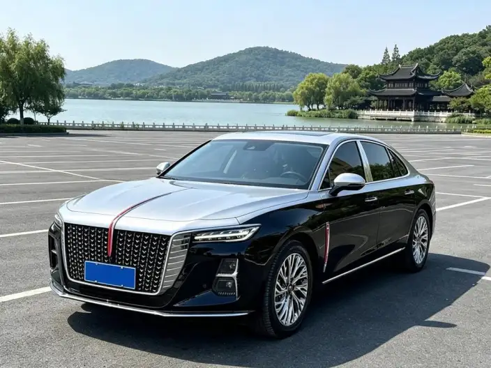 Hongqi H5 2023 Model 2.0T Automatic Smart Flag Enjoy Edition