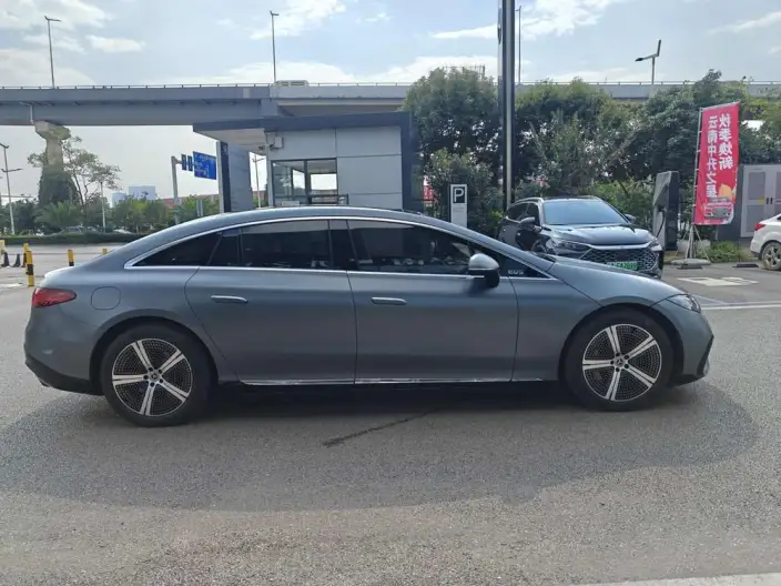 Mercedes-Benz EQS 2023 Model EQS 450+ Deluxe Edition – фото 8