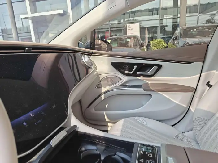 Mercedes-Benz EQS 2023 Model EQS 450+ Deluxe Edition – фото 10
