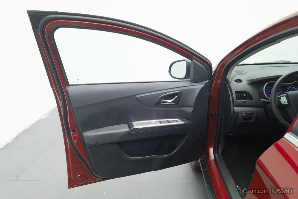 Dongfeng Aeolus AX3 2016 модификация 1.5L автоматическое Cool – фото 22