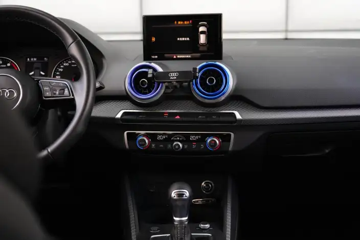 AUDI Q2L 2022 Model 35 TFSI Fashion Dynamic Model – фото 9
