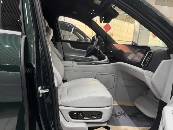 Aito M9 2024 Model Extended Range Ultra VI seat Edition