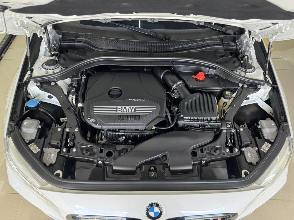 BMW 1 Series 2021 120i M Sport Shadow Line – фото 10