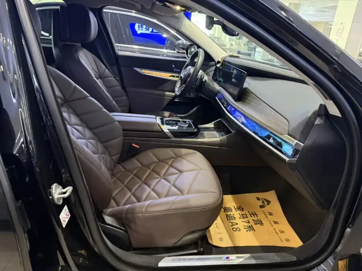 BMW 7 Series 2023 Model 735Li M Sports Set – фото 7