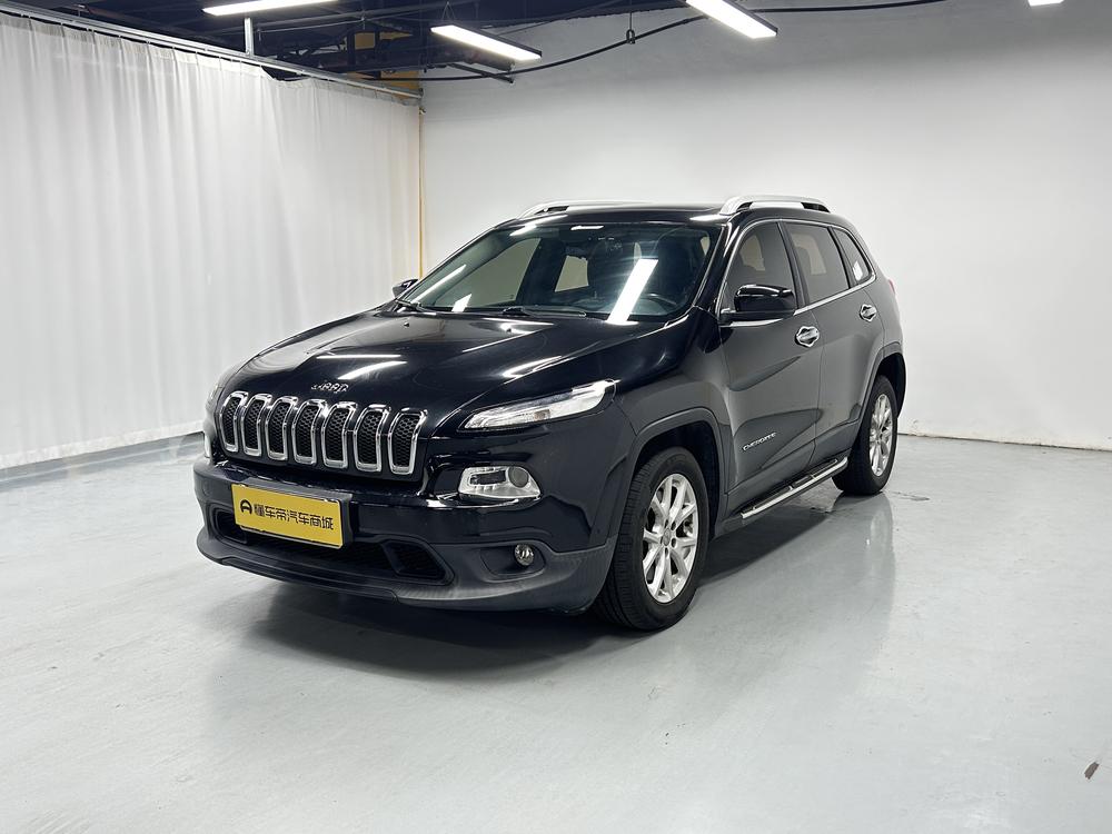 Jeep Cherokee 2016 модификация 2.0L Luxgen превосходить Edition