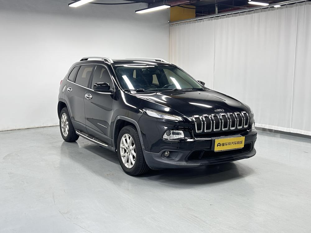 Jeep Cherokee 2016 модификация 2.0L Luxgen превосходить Edition