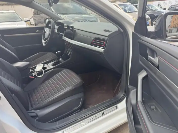 Volkswagen Lavida 2023 Model 280TSI DSG Starry Sky Manyi Edition – фото 8