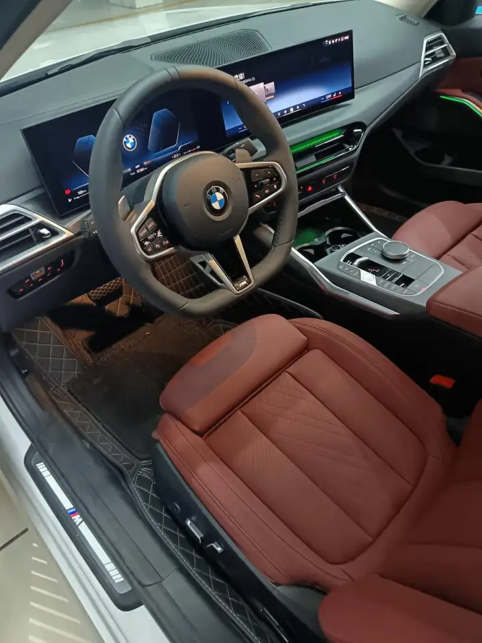 BMW 3 Series 2026 Model 325Li M Sports Set – фото 5