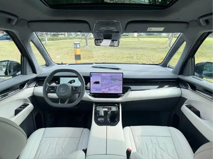 ZEEKR 009 2024 Model VI seat Executive Edition 4WD 108kWh – фото 10
