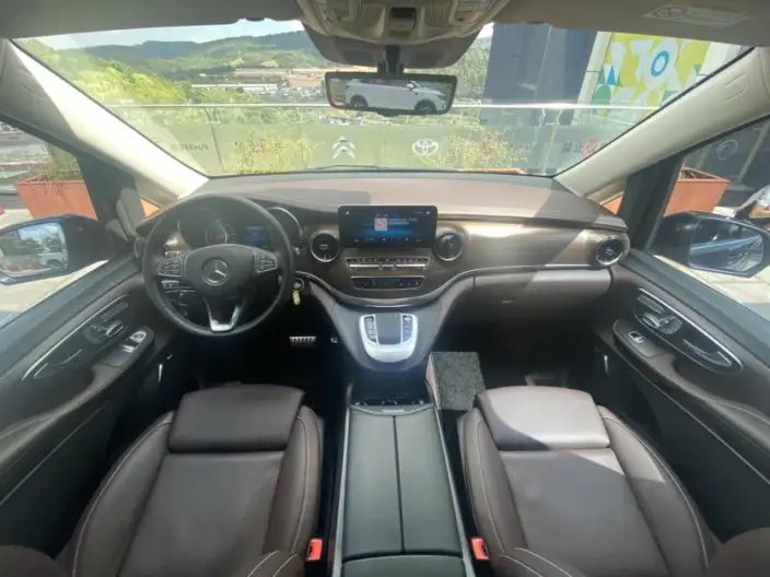 Mercedes-Benz V-Class 2022 Model V 260 L Long wheelbase Deluxe Edition – фото 10