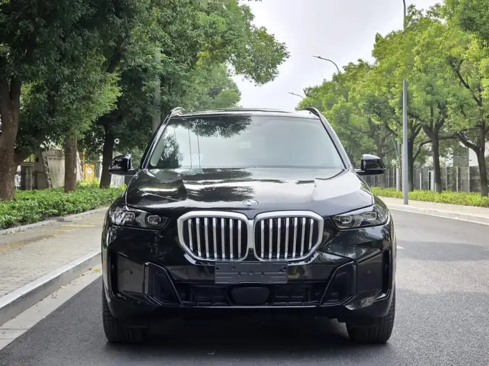 BMW X5 2025 Model xDrive30Li Exclusive Model M Sports Night Set